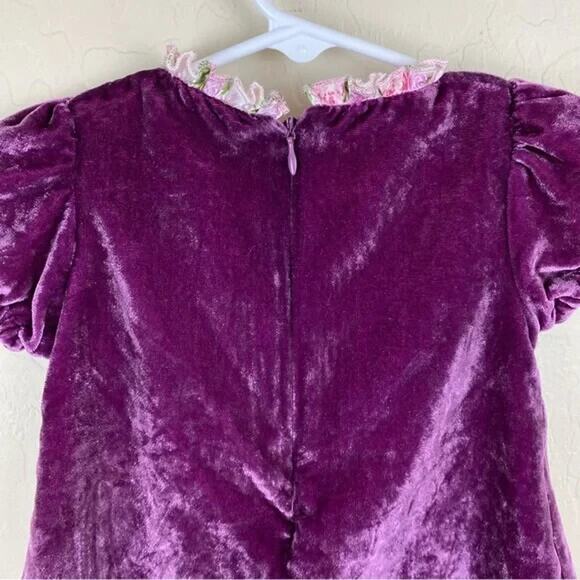 GUESS Baby Crushed Velvet Dress Purple with Buttons Bows Back Zip Sz 12M Velour - Picture 6 of 10